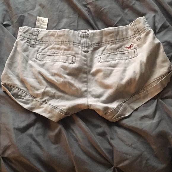 Hollister shorts size 1 - Picture 2 of 3